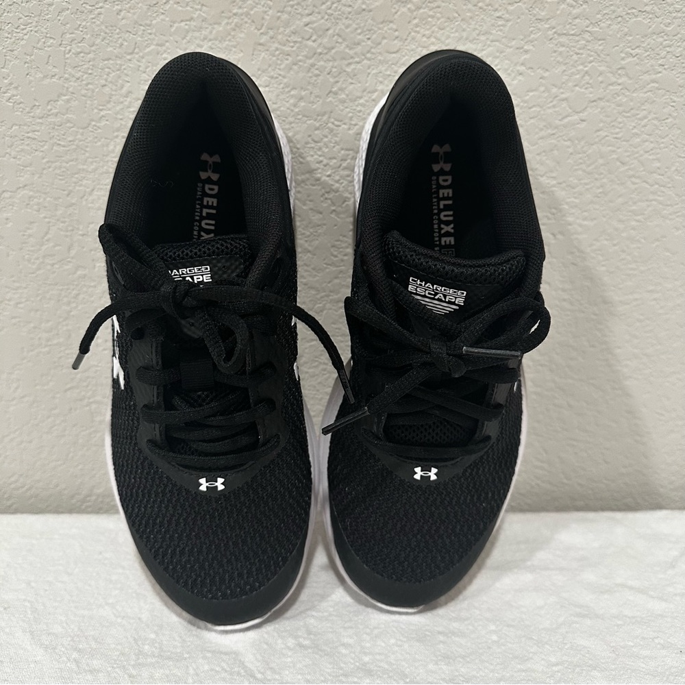 Under Armour Charged Escape 3 Black & White Women’s Size 6 SKU3024913. Preloved - Picture 9 of 12